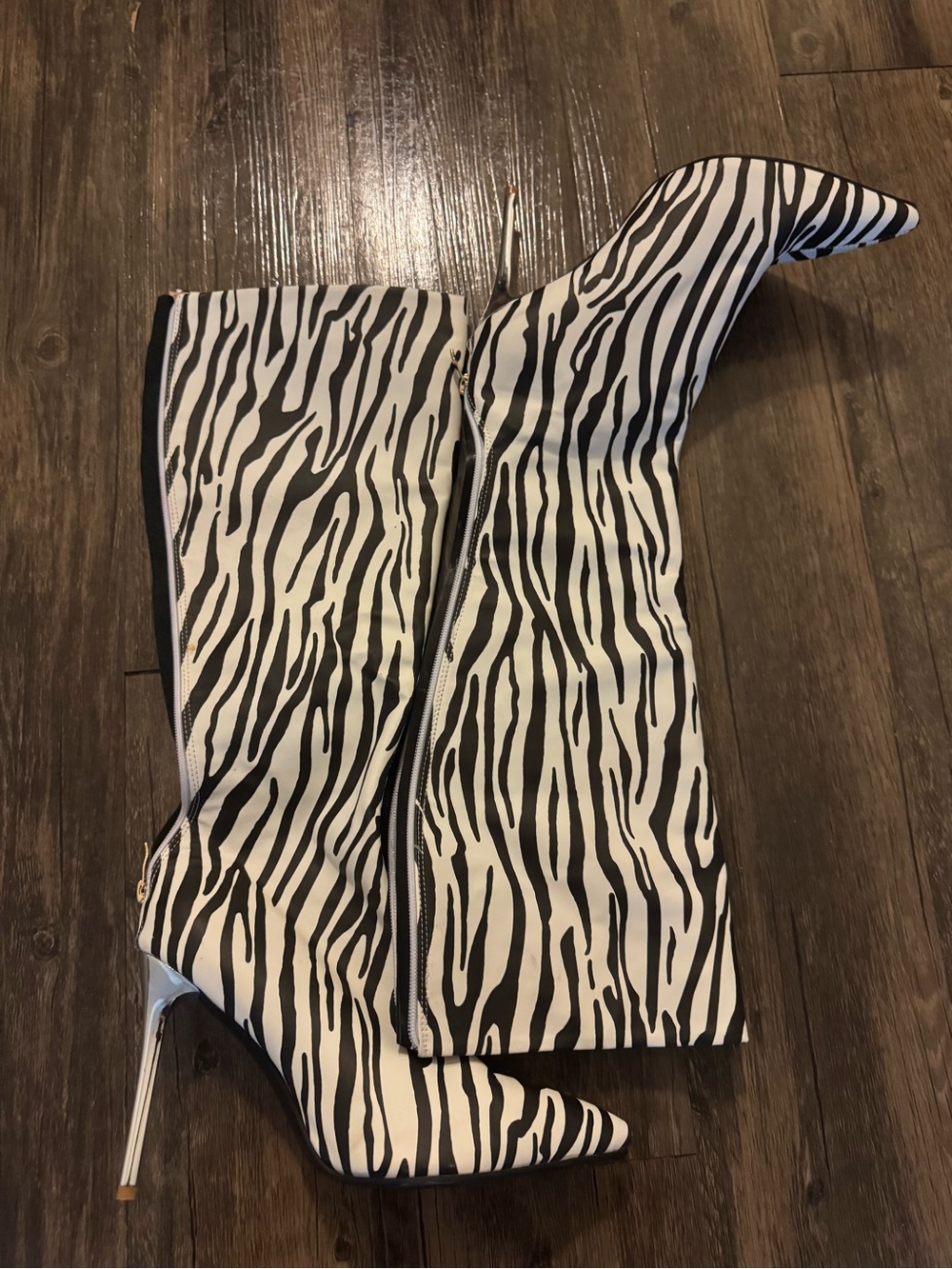 Zebra Print Knee-High Stiletto Boots - Black & White